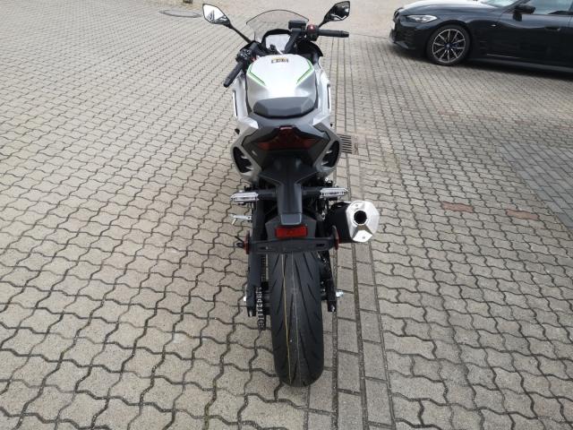 Originalaufnahme des Fahrzeugs Originalaufnahme des Fahrzeugs