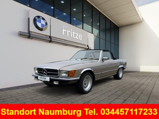 MERCEDES-BENZ SL 350 in Beige von vorne MERCEDES-BENZ SL 350 in Beige von vorne