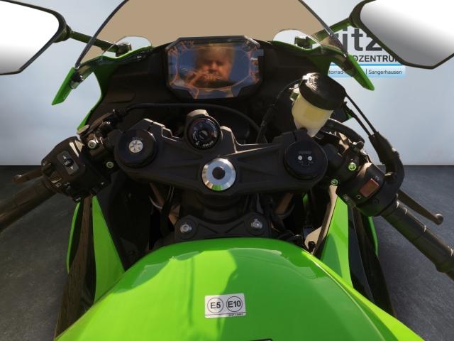 Originalaufnahme des Fahrzeugs Originalaufnahme des Fahrzeugs