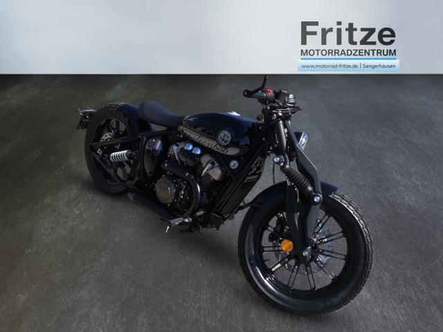 BENDA Napoleonbob 125 in Schwarz von vorne