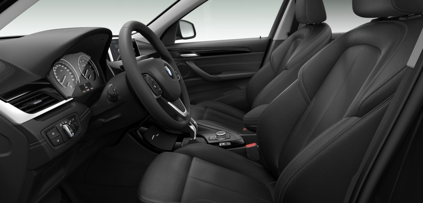 BMW BMW X im Innenraum seitlich
