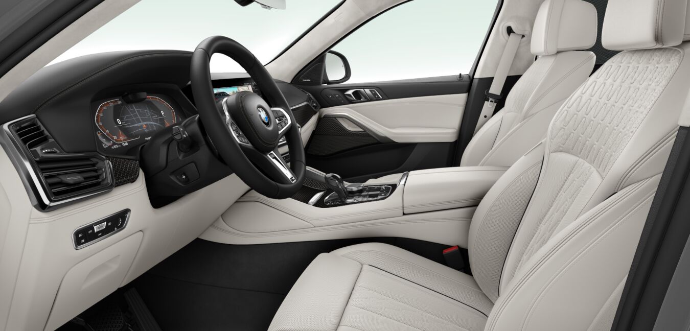 BMW BMW X im Innenraum seitlich
