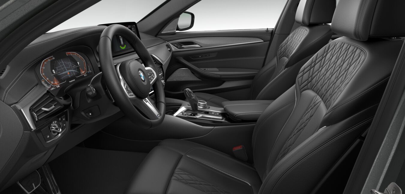 BMW BMW 5er im Innenraum seitlich BMW BMW 5er im Innenraum seitlich