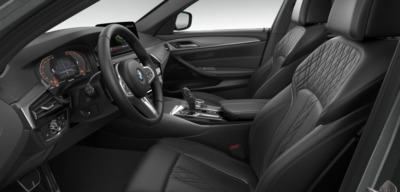 BMW BMW 5er im Innenraum seitlich BMW BMW 5er im Innenraum seitlich