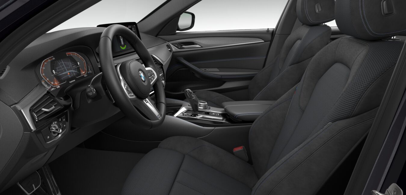 BMW BMW 5er im Innenraum seitlich BMW BMW 5er im Innenraum seitlich