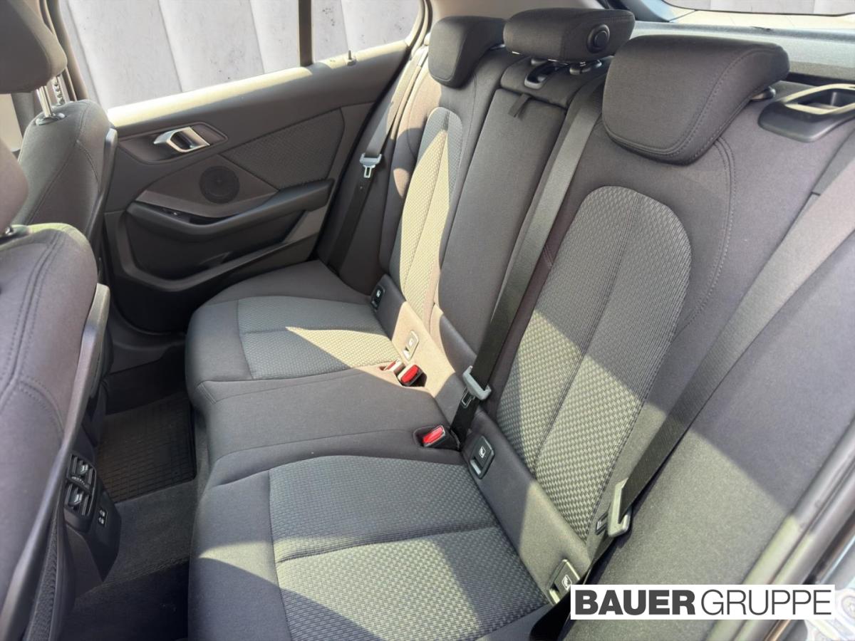 Originalaufnahme des Fahrzeugs Originalaufnahme des Fahrzeugs