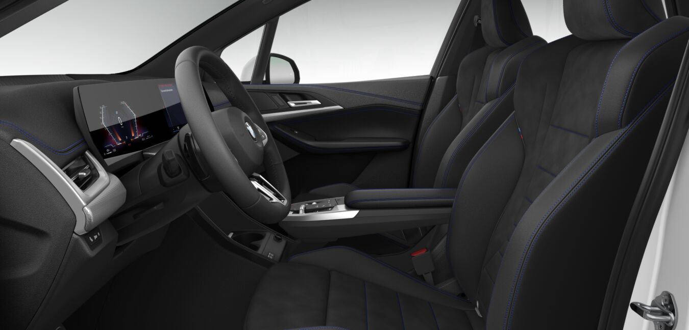BMW BMW 2er im Innenraum seitlich BMW BMW 2er im Innenraum seitlich