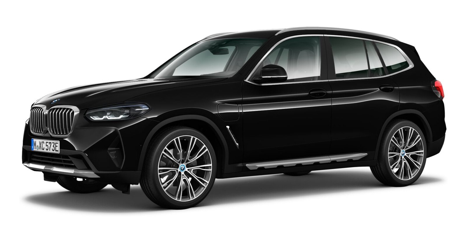 BMW X3 xDrive 30e in Schwarz von vorne BMW X3 xDrive 30e in Schwarz von vorne