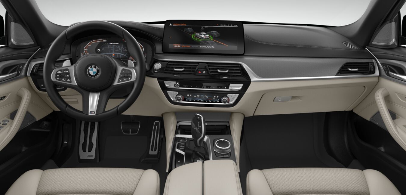 BMW BMW 5er im Innenraum von vorne BMW BMW 5er im Innenraum von vorne