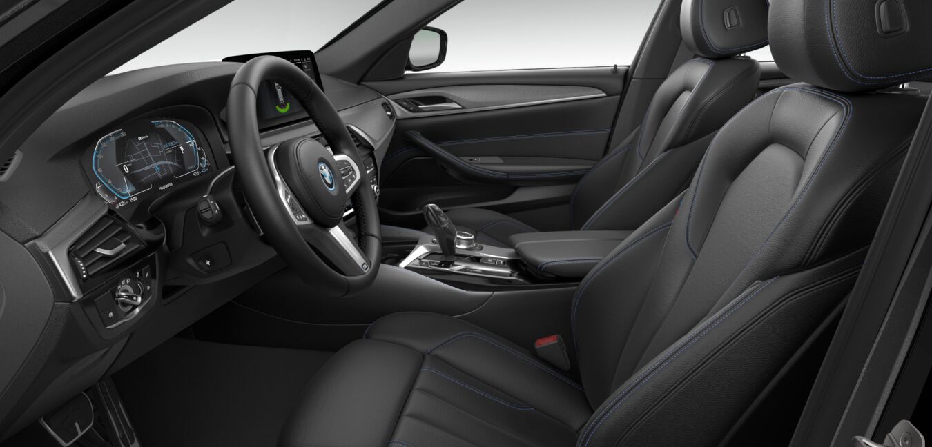 BMW BMW 5er im Innenraum seitlich