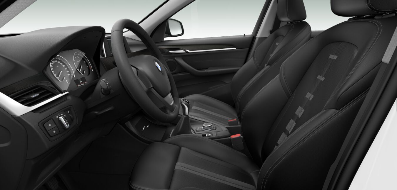 BMW BMW X im Innenraum seitlich BMW BMW X im Innenraum seitlich