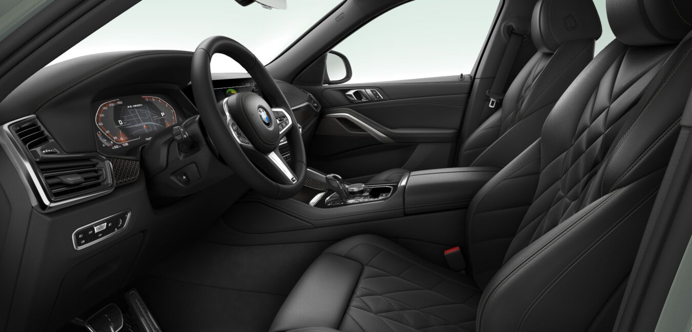 BMW BMW X im Innenraum seitlich