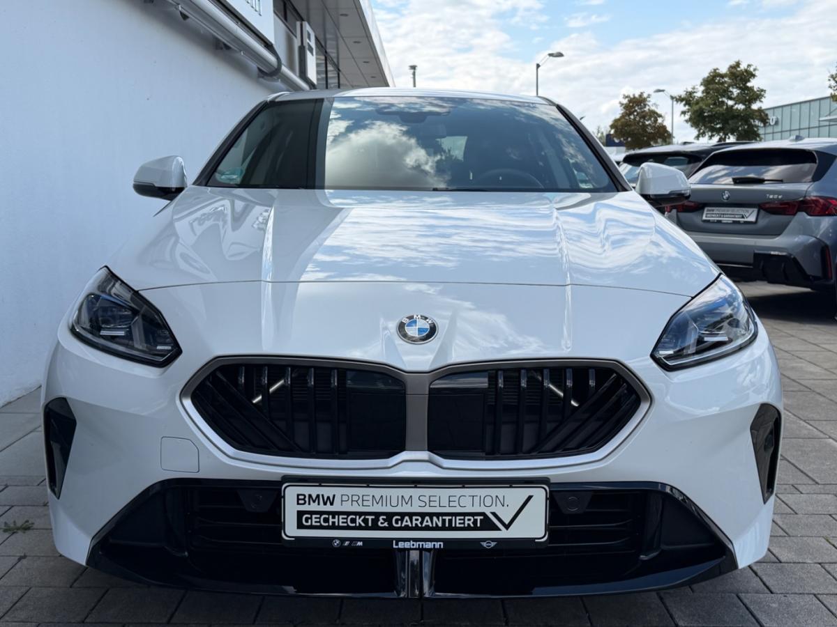 Originalaufnahme des Fahrzeugs Originalaufnahme des Fahrzeugs
