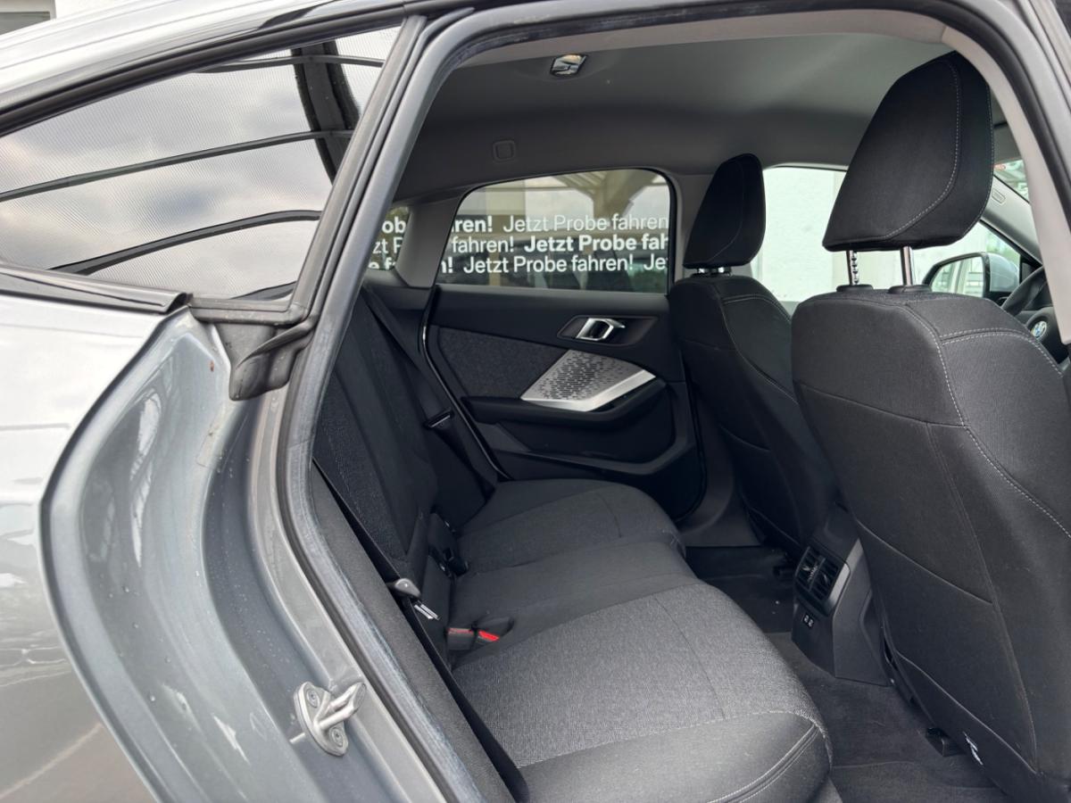 Originalaufnahme des Fahrzeugs Originalaufnahme des Fahrzeugs