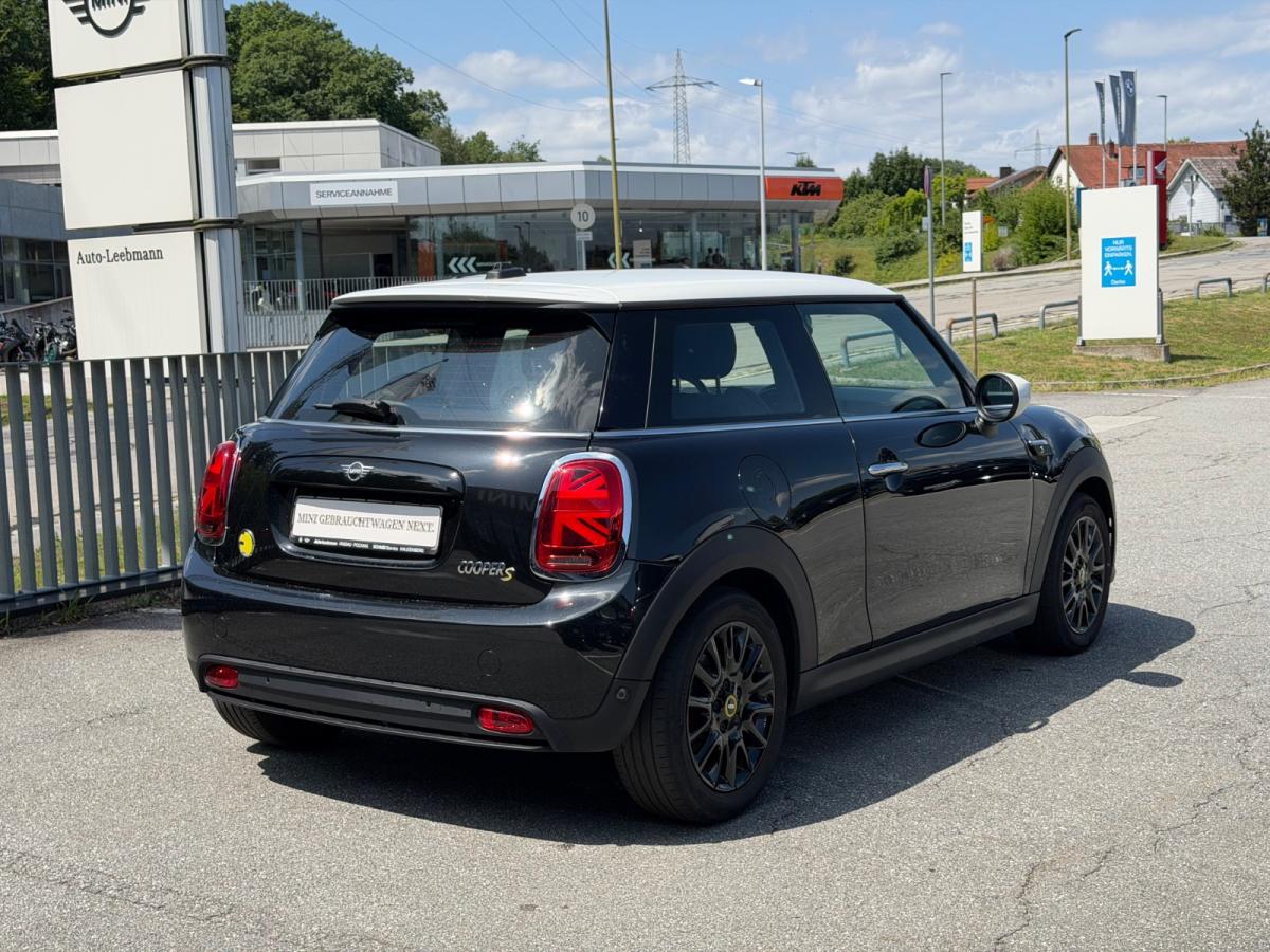 Originalaufnahme des Fahrzeugs Originalaufnahme des Fahrzeugs