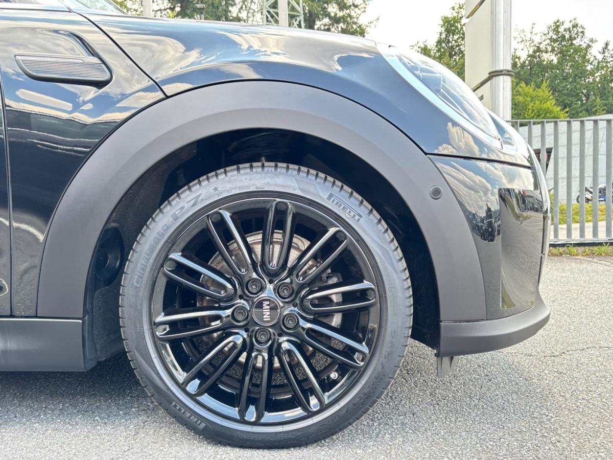 Originalaufnahme des Fahrzeugs Originalaufnahme des Fahrzeugs