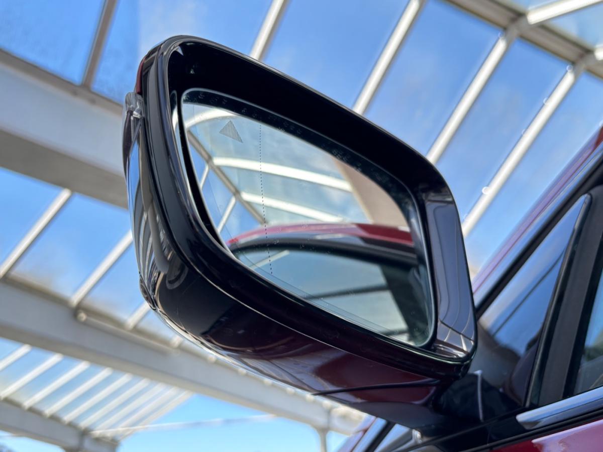 Originalaufnahme des Fahrzeugs Originalaufnahme des Fahrzeugs