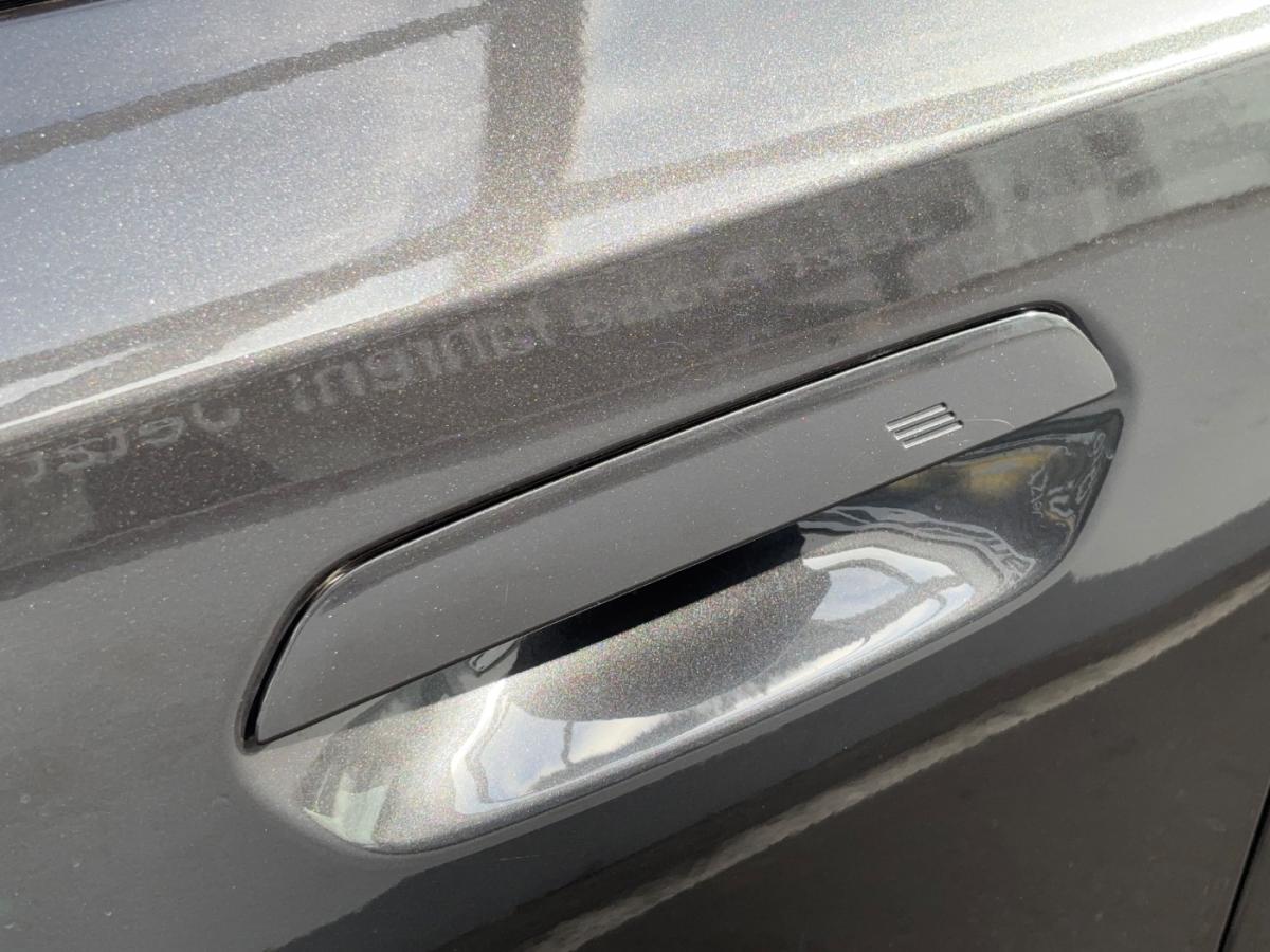 Originalaufnahme des Fahrzeugs Originalaufnahme des Fahrzeugs