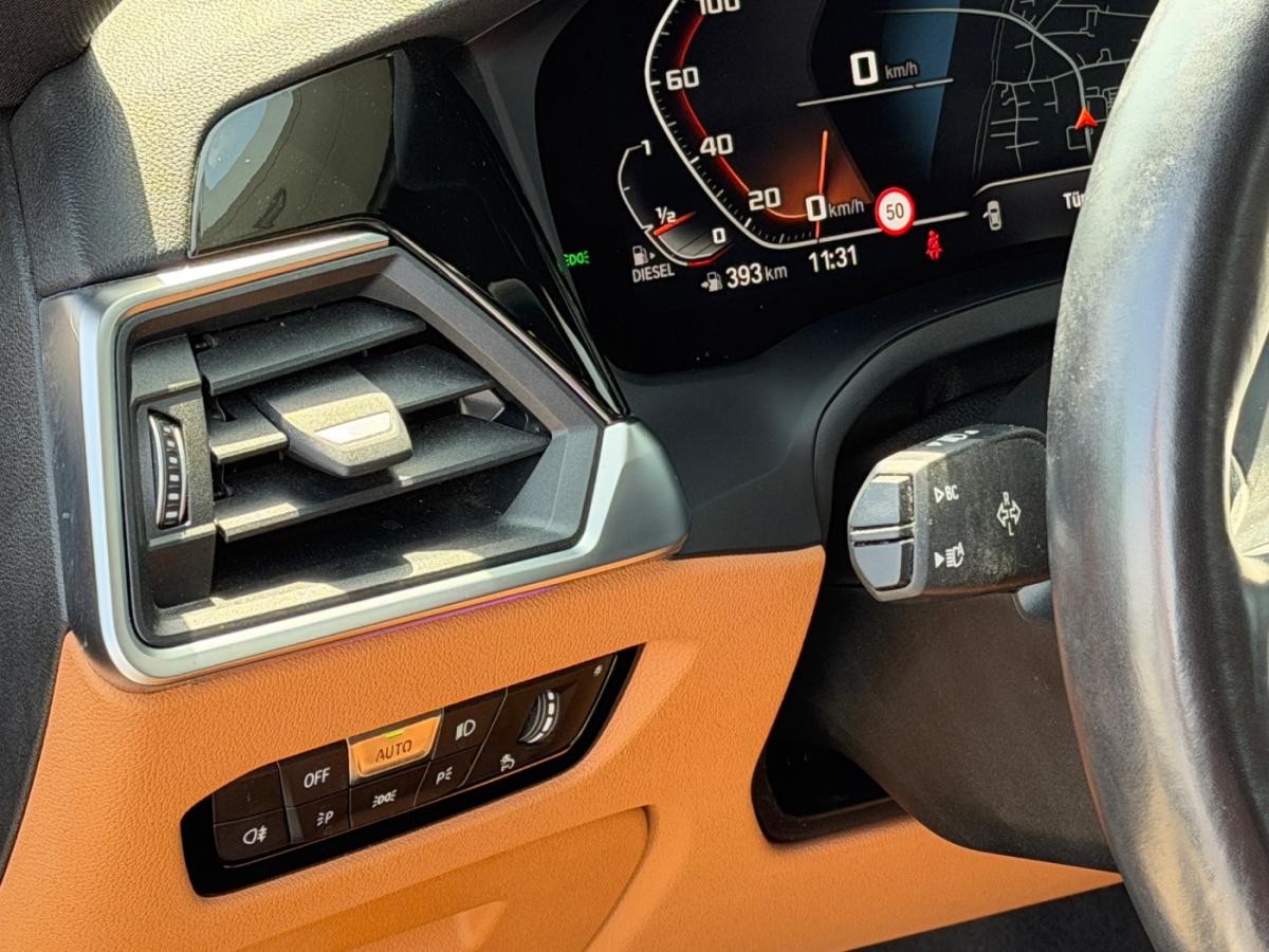 Originalaufnahme des Fahrzeugs Originalaufnahme des Fahrzeugs