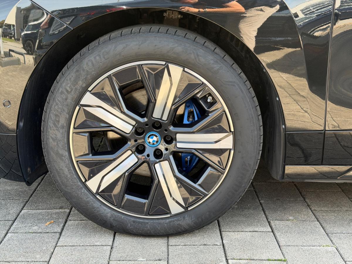 Originalaufnahme des Fahrzeugs Originalaufnahme des Fahrzeugs