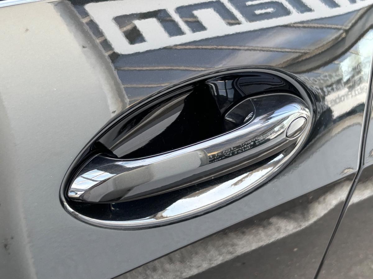Originalaufnahme des Fahrzeugs Originalaufnahme des Fahrzeugs