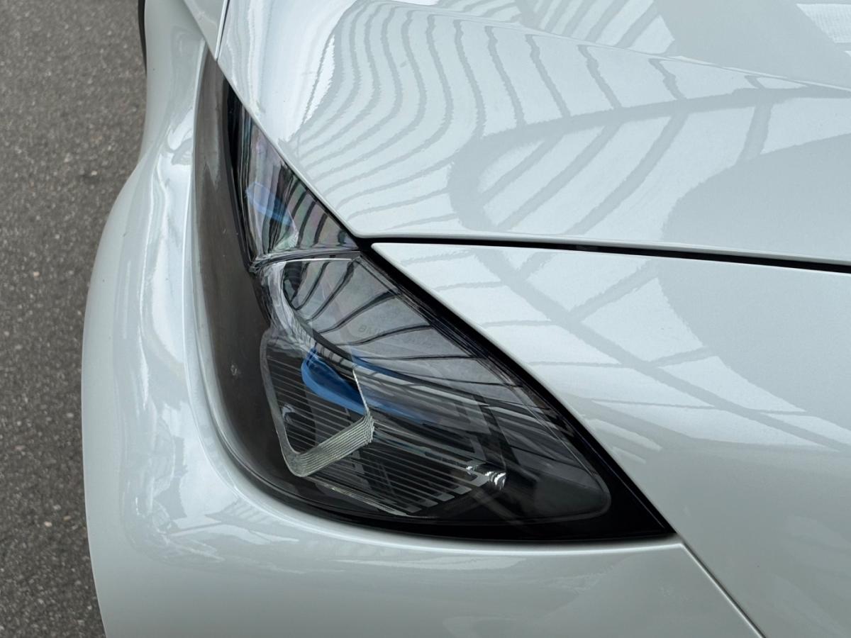 Originalaufnahme des Fahrzeugs Originalaufnahme des Fahrzeugs