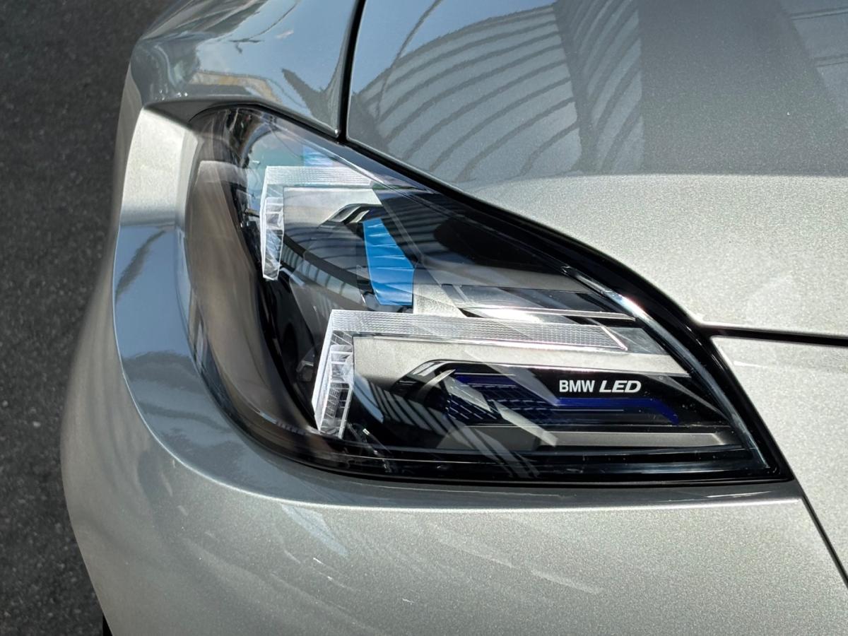 Originalaufnahme des Fahrzeugs Originalaufnahme des Fahrzeugs