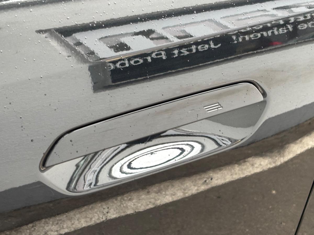 Originalaufnahme des Fahrzeugs Originalaufnahme des Fahrzeugs