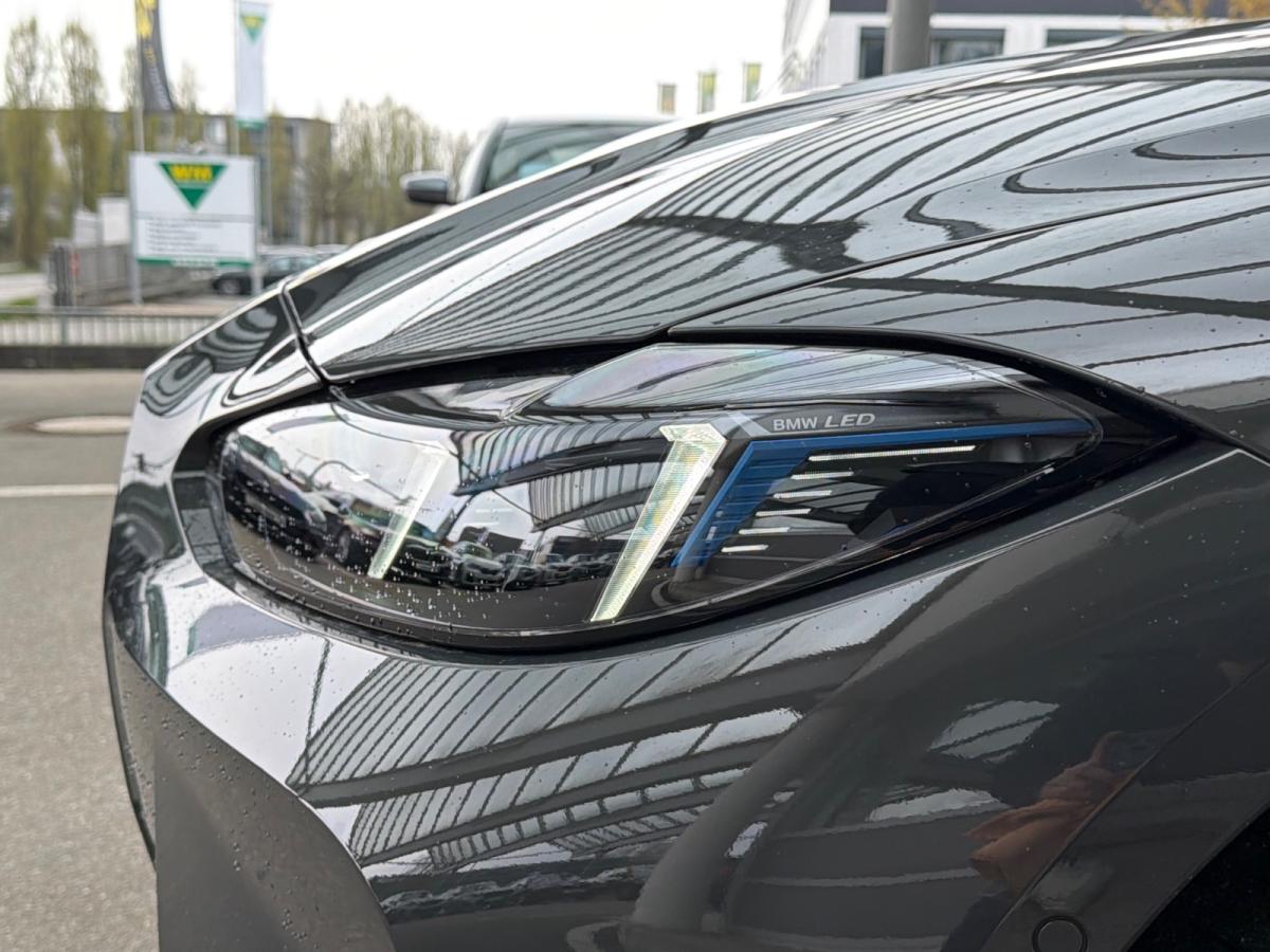 Originalaufnahme des Fahrzeugs Originalaufnahme des Fahrzeugs
