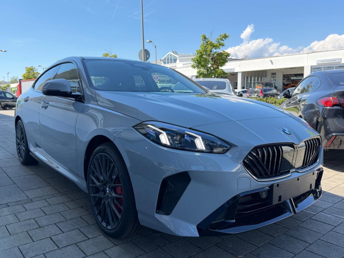 Originalaufnahme des Fahrzeugs Originalaufnahme des Fahrzeugs