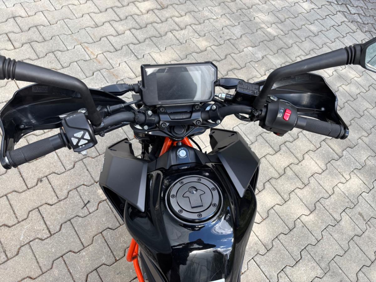 Originalaufnahme des Fahrzeugs Originalaufnahme des Fahrzeugs