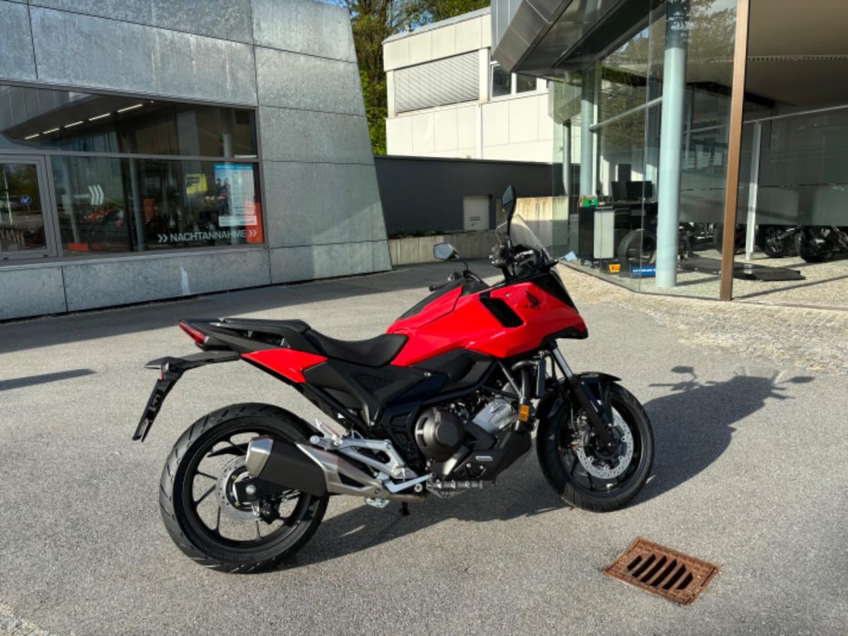 Originalaufnahme des Fahrzeugs Originalaufnahme des Fahrzeugs