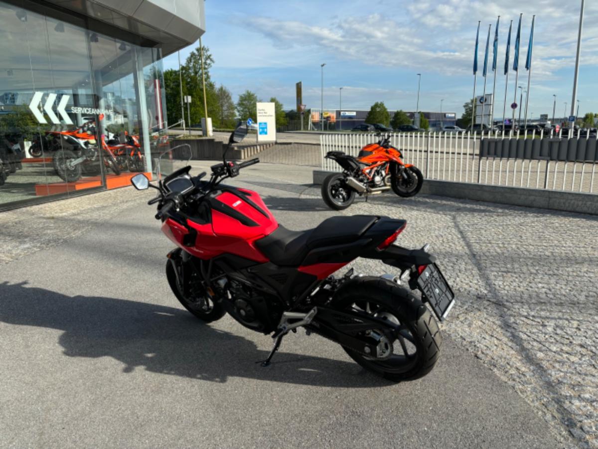 Originalaufnahme des Fahrzeugs Originalaufnahme des Fahrzeugs