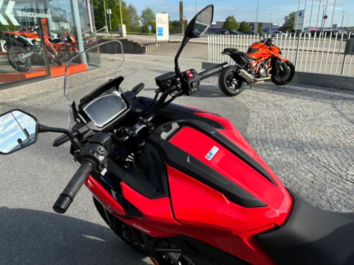 Originalaufnahme des Fahrzeugs Originalaufnahme des Fahrzeugs