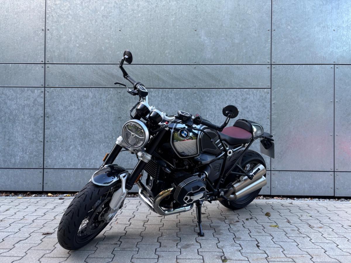 BMW R nine T (KRAD) von vorne