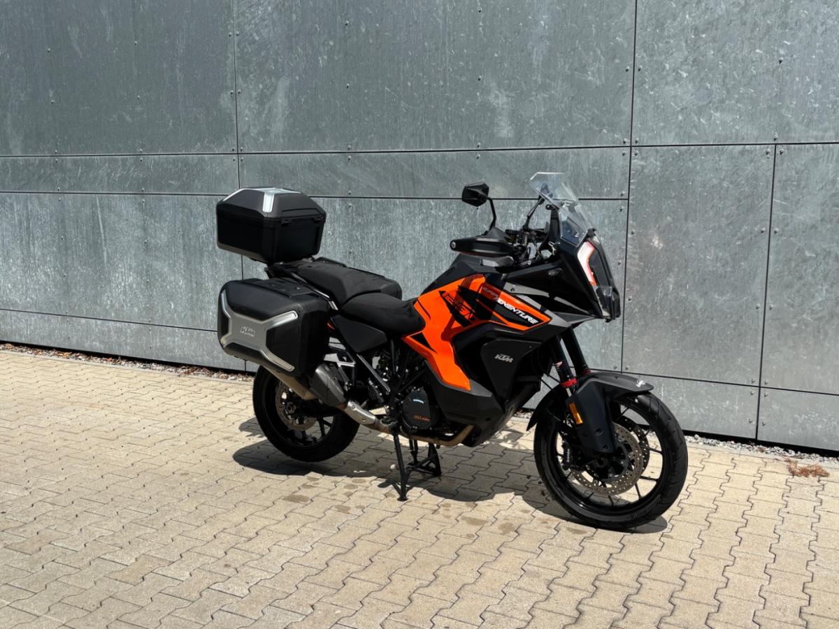 KTM 1290 Super Adventure (KRAD) von vorne KTM 1290 Super Adventure (KRAD) von vorne