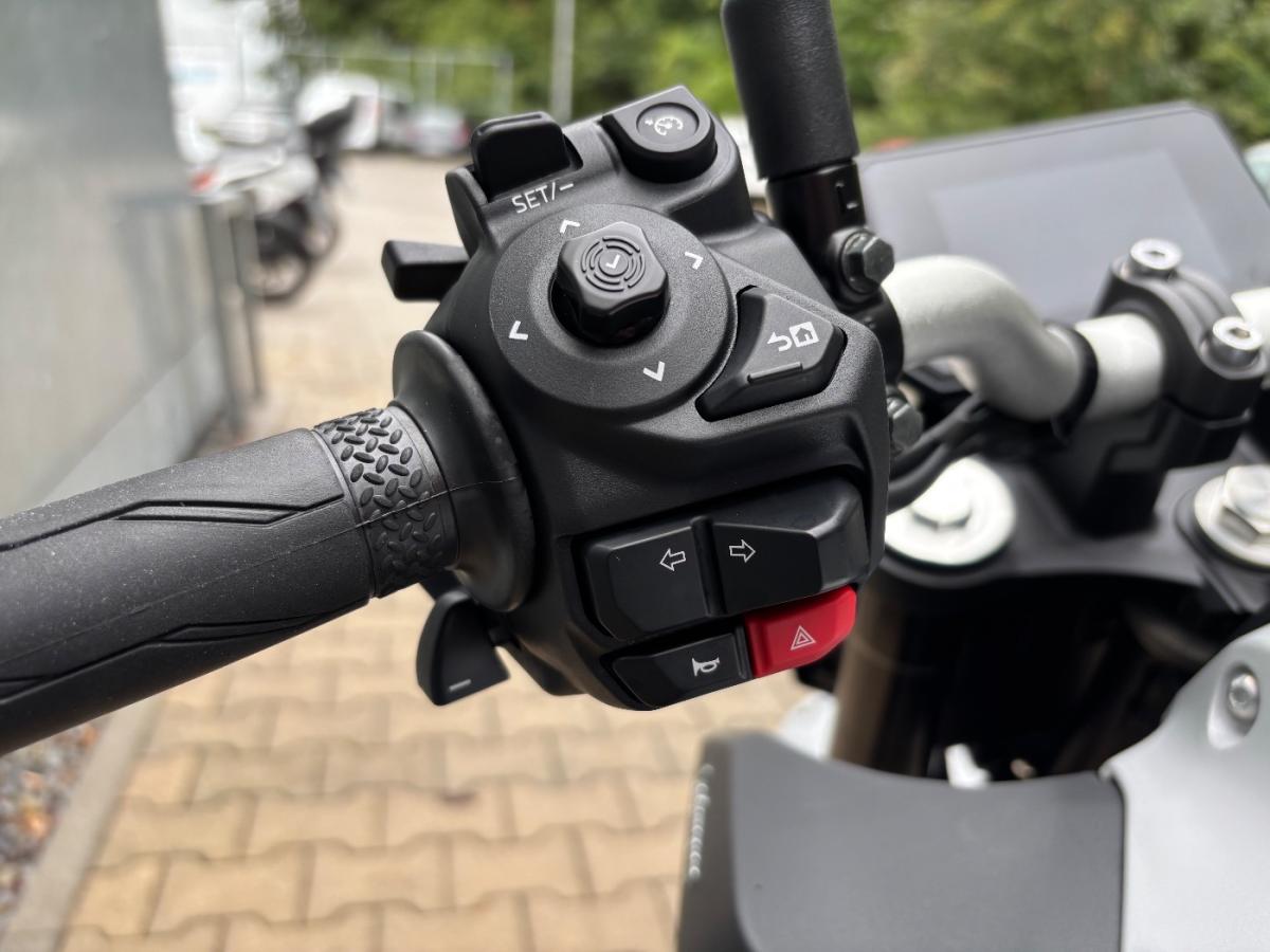 Originalaufnahme des Fahrzeugs Originalaufnahme des Fahrzeugs