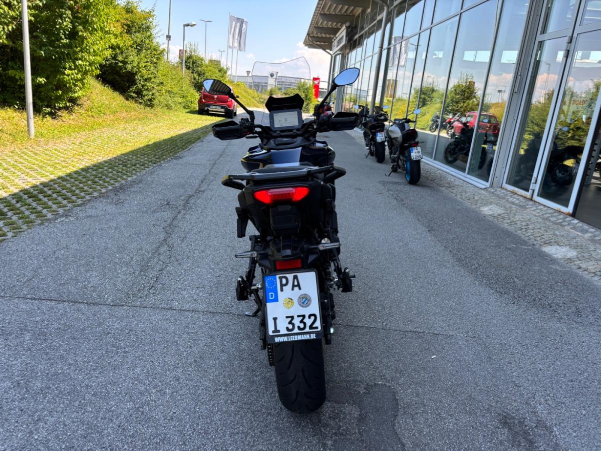 Originalaufnahme des Fahrzeugs Originalaufnahme des Fahrzeugs
