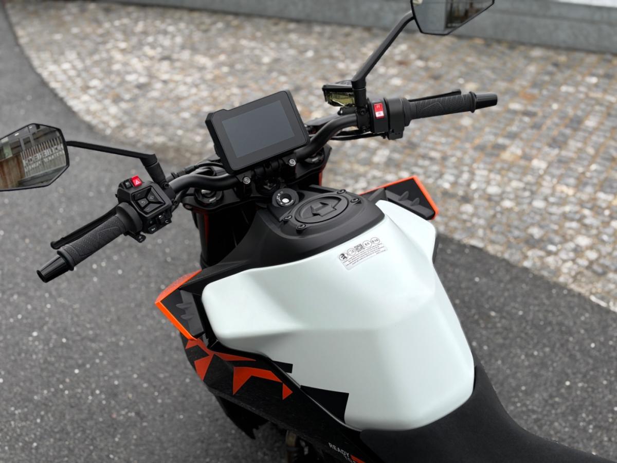 Originalaufnahme des Fahrzeugs Originalaufnahme des Fahrzeugs