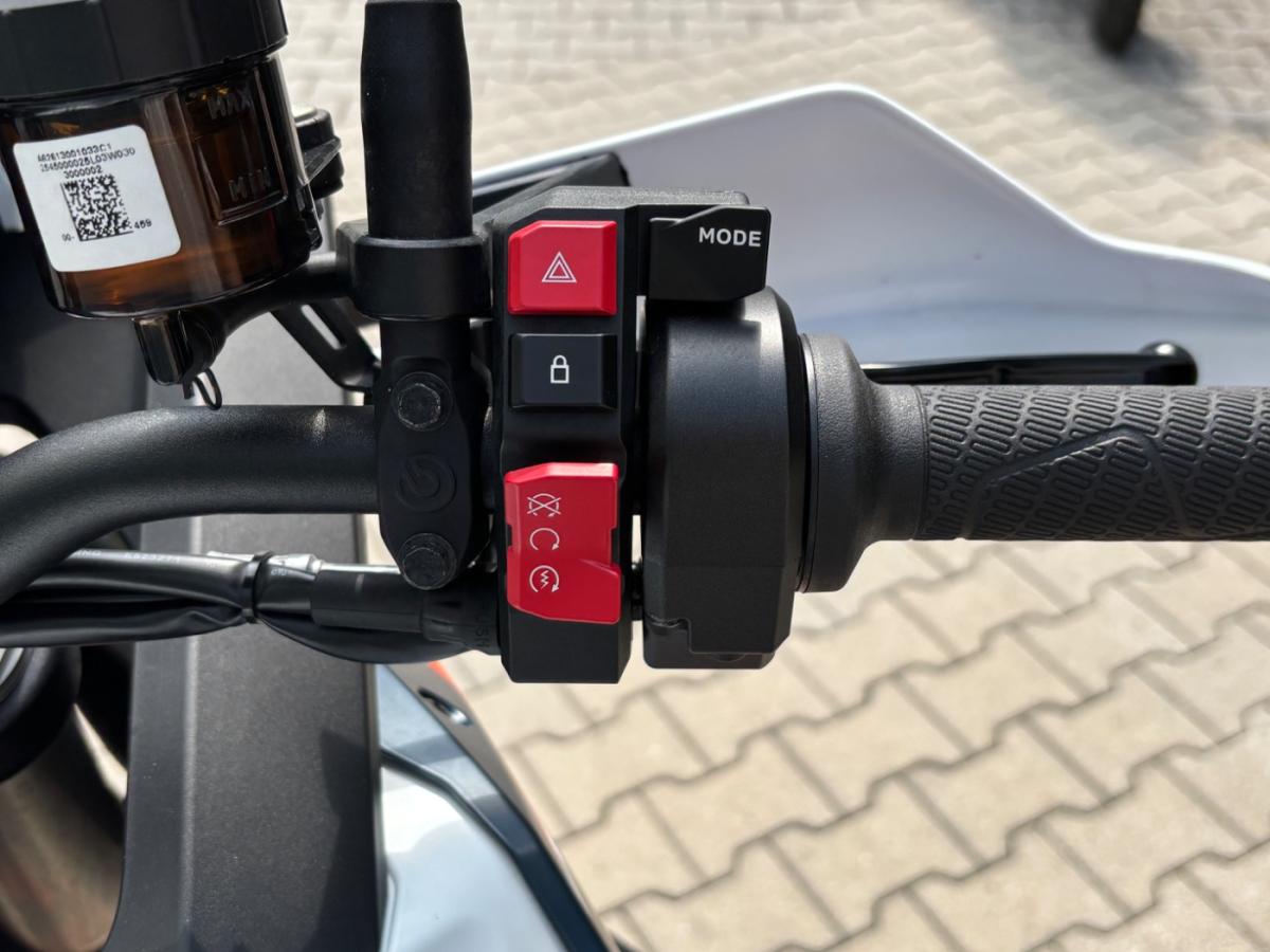 Originalaufnahme des Fahrzeugs