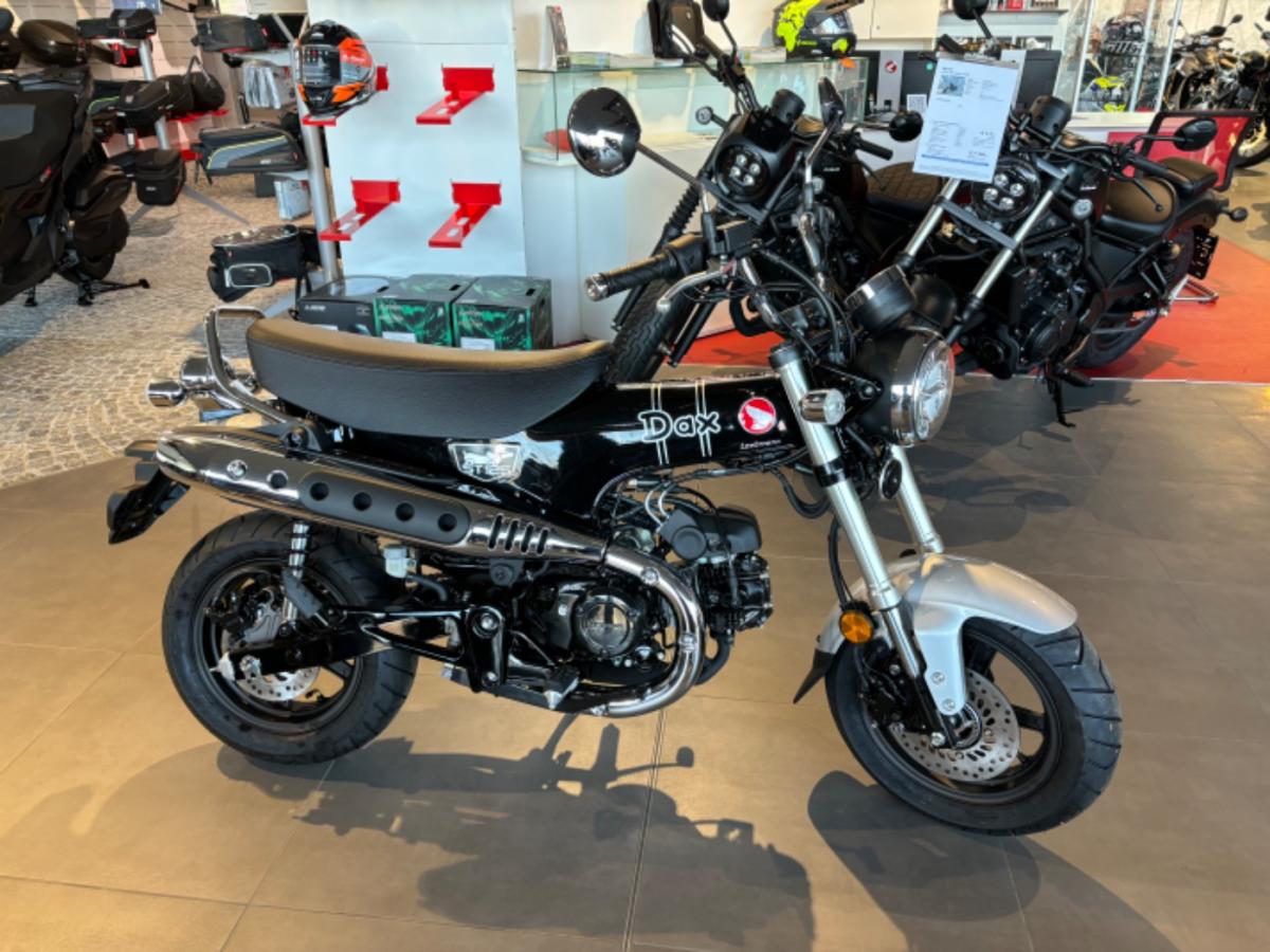 Originalaufnahme des Fahrzeugs Originalaufnahme des Fahrzeugs