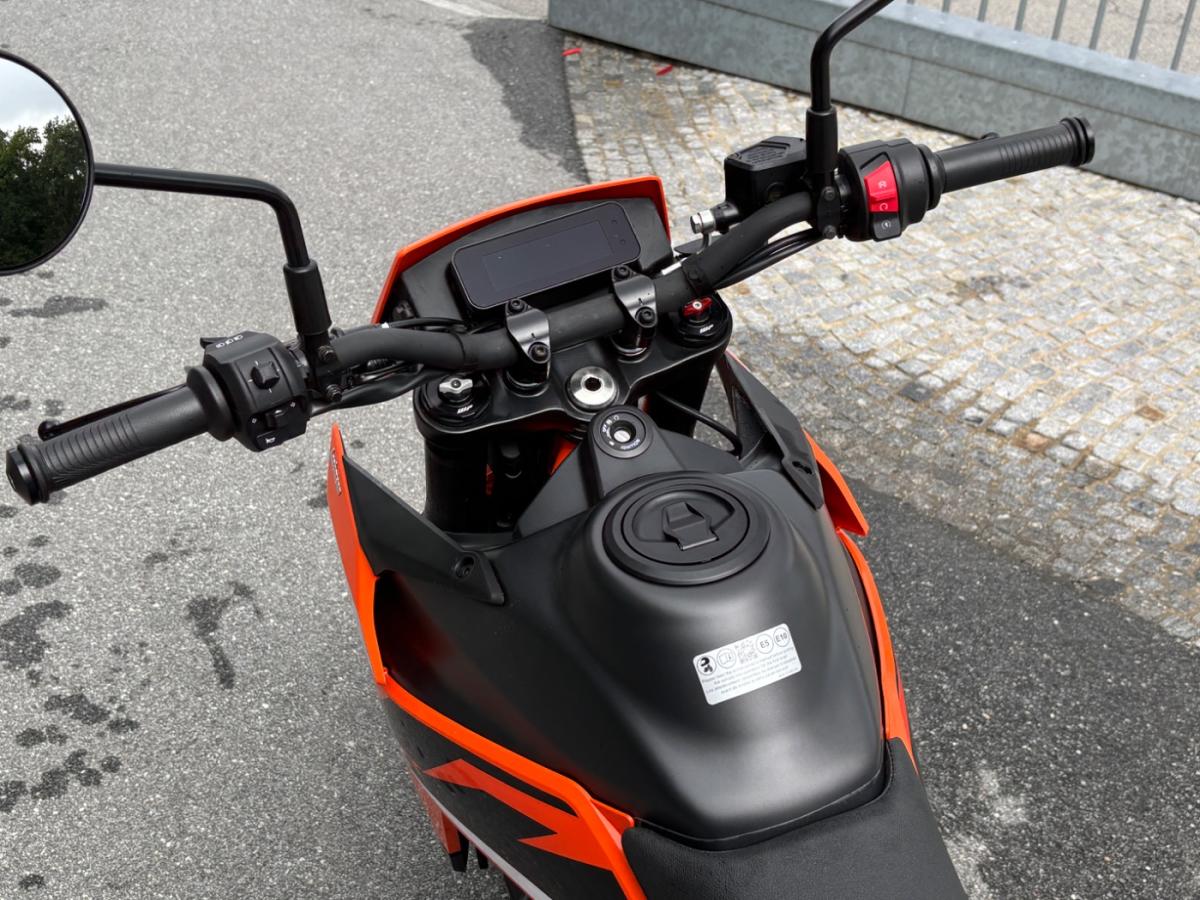 Originalaufnahme des Fahrzeugs Originalaufnahme des Fahrzeugs