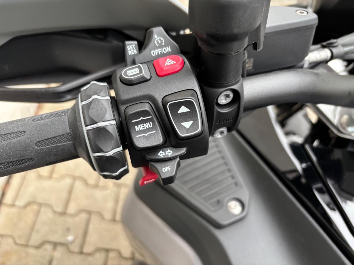Originalaufnahme des Fahrzeugs Originalaufnahme des Fahrzeugs