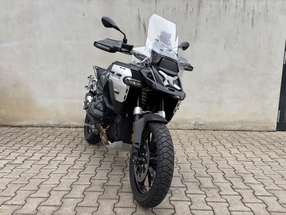 Originalaufnahme des Fahrzeugs Originalaufnahme des Fahrzeugs