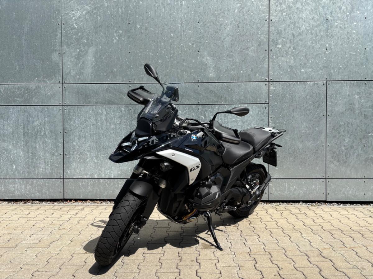 BMW R 1300 GS (KRAD) von vorne BMW R 1300 GS (KRAD) von vorne