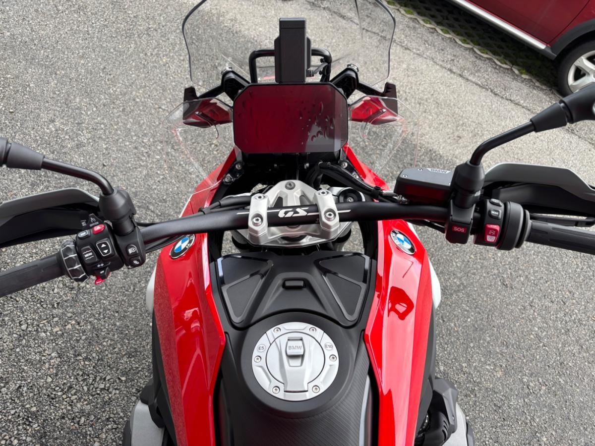 Originalaufnahme des Fahrzeugs Originalaufnahme des Fahrzeugs