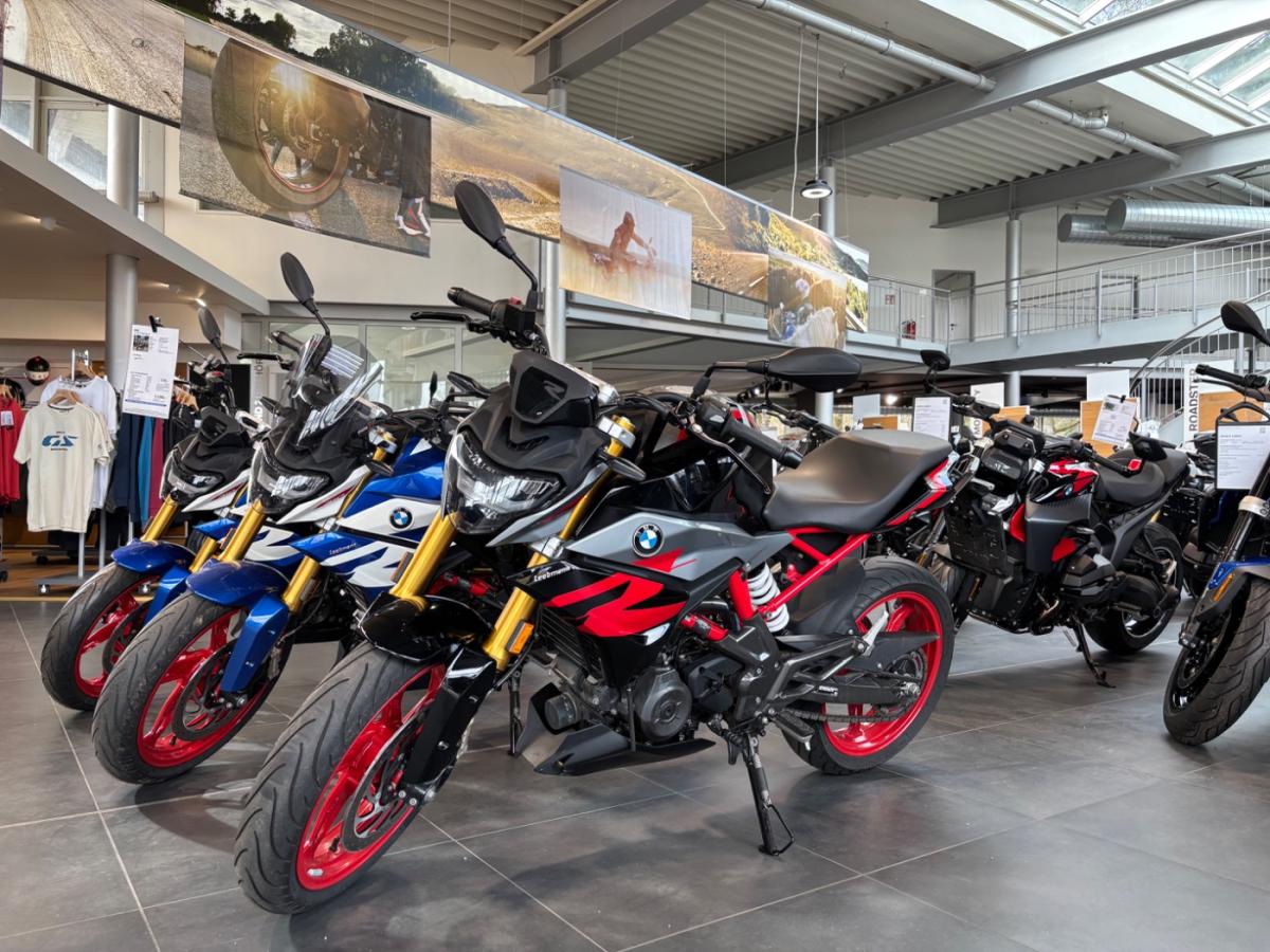 BMW G 310 R (KRAD) von vorne