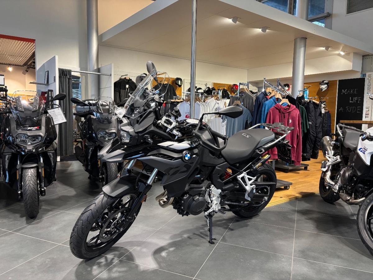 BMW F 800 GS (KRAD) von vorne BMW F 800 GS (KRAD) von vorne