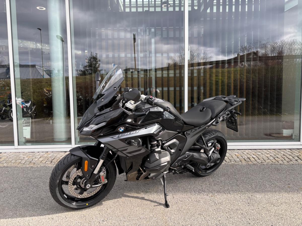 BMW R 1300 RS (KRAD) von vorne BMW R 1300 RS (KRAD) von vorne