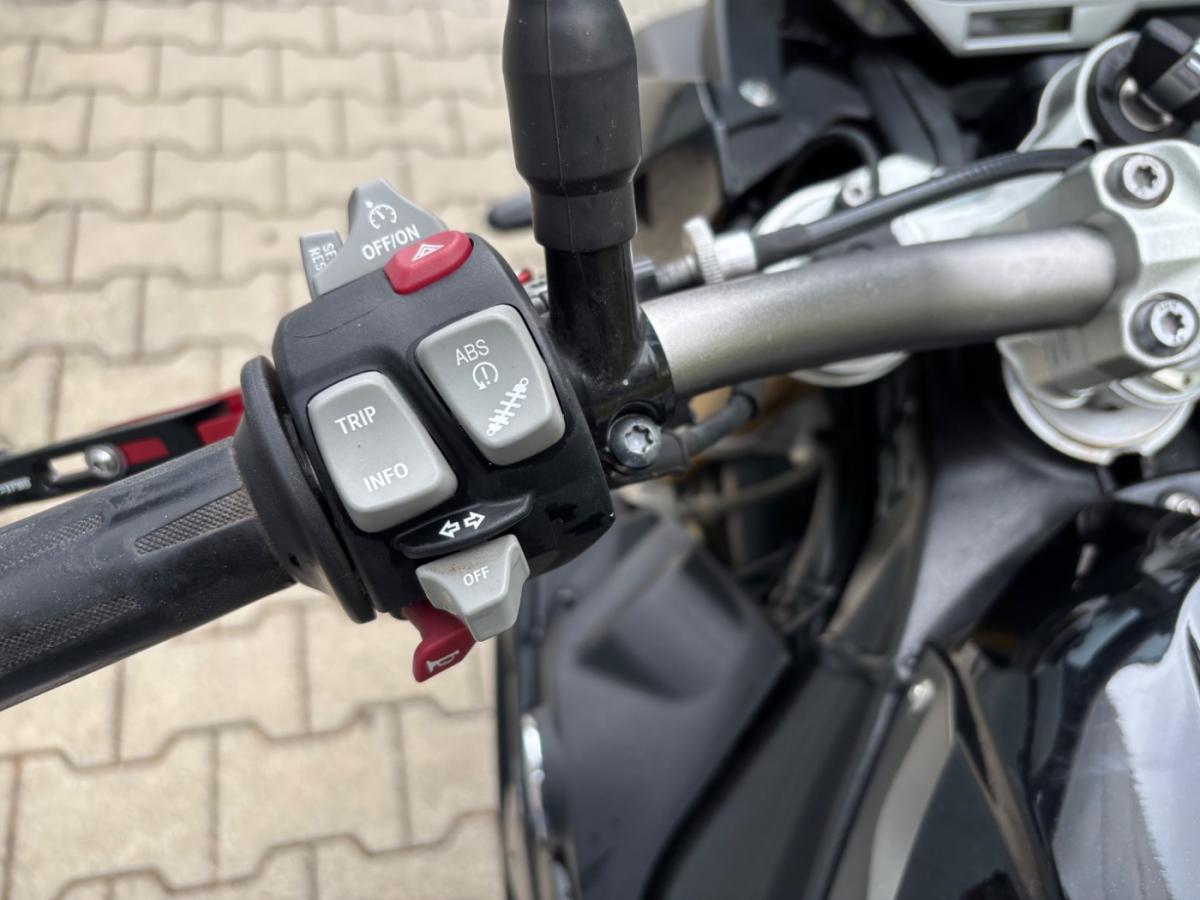 Originalaufnahme des Fahrzeugs